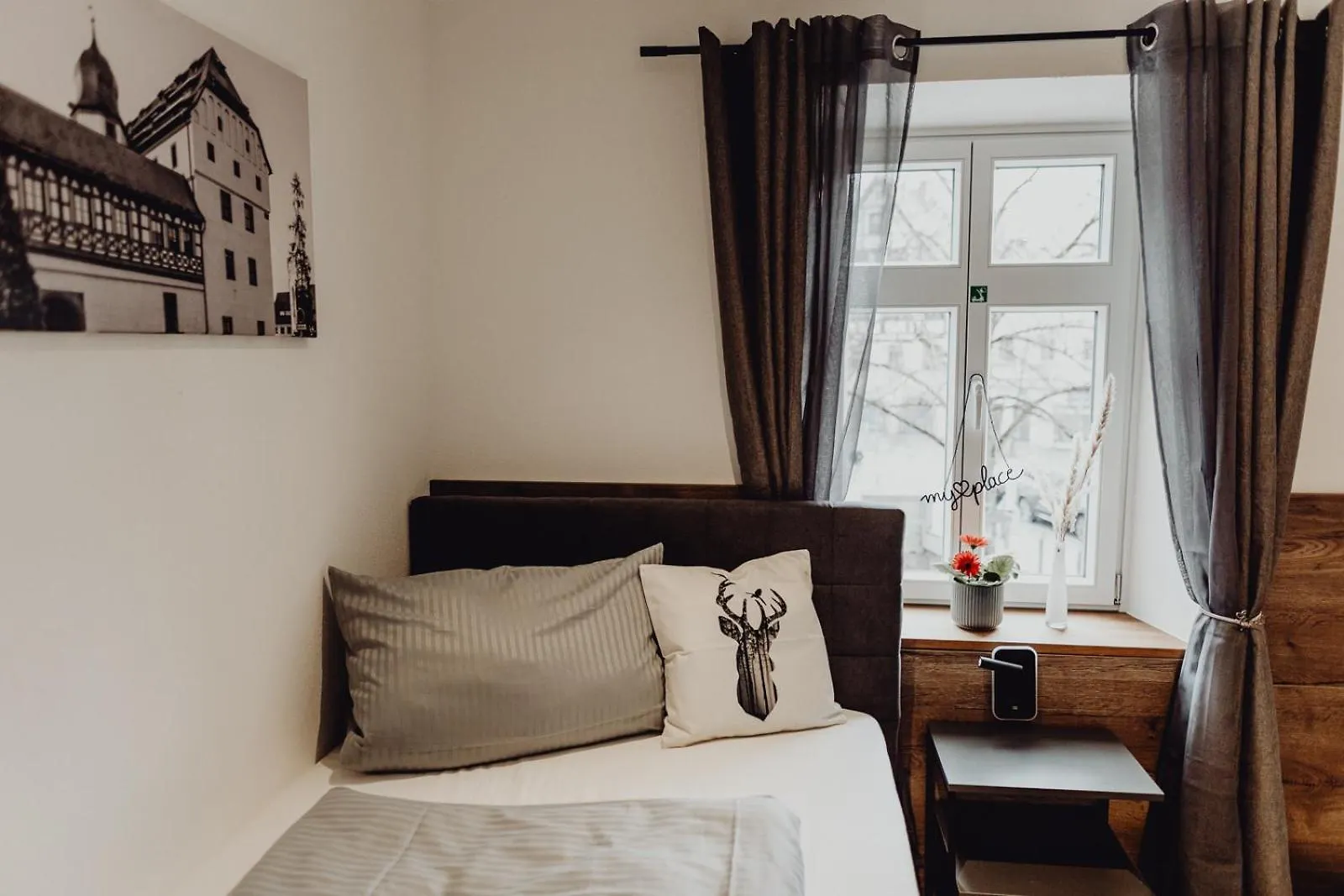 Apartment Stadt Land Fluss Boutique Aparthotel By Zollhaus Forchheim  Germany